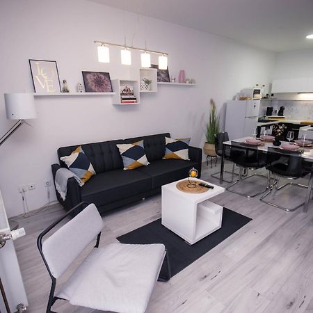 Appartamento Apartman Day Čakovec Esterno foto
